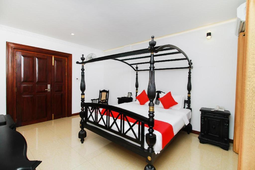 Hotel Queensbury Malabe Kaduwela Eksteriør bilde
