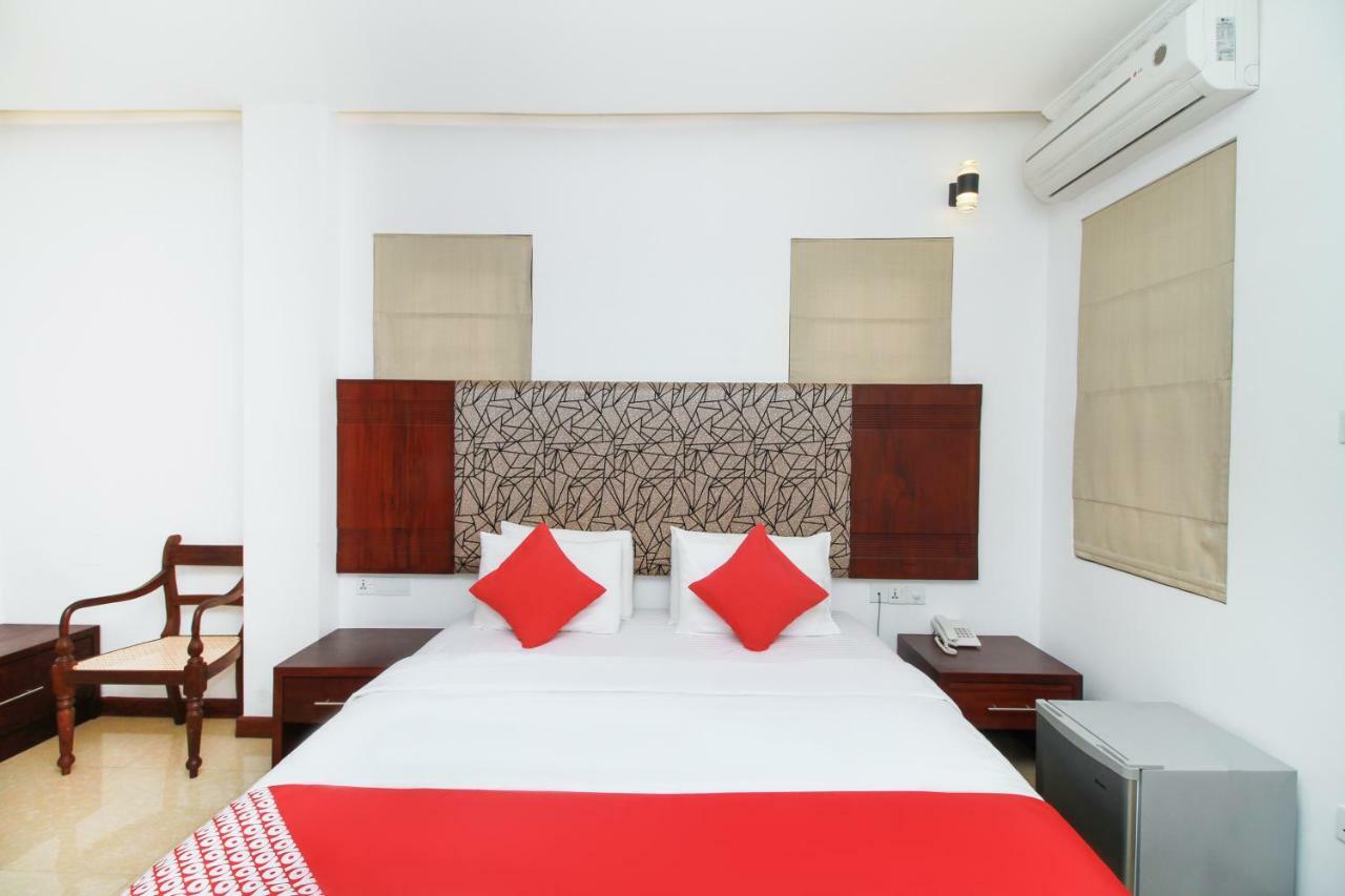 Hotel Queensbury Malabe Kaduwela Eksteriør bilde